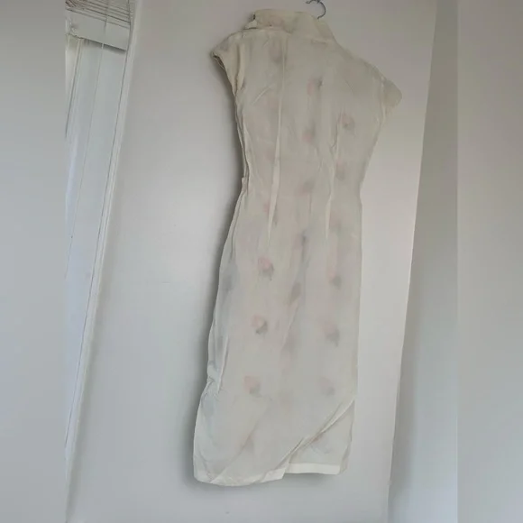 SOLD Rare Vintage 1950’s Floral Embroidered Raw Linen Lined Silk Cheongsam Dress - Picture 12 of 15